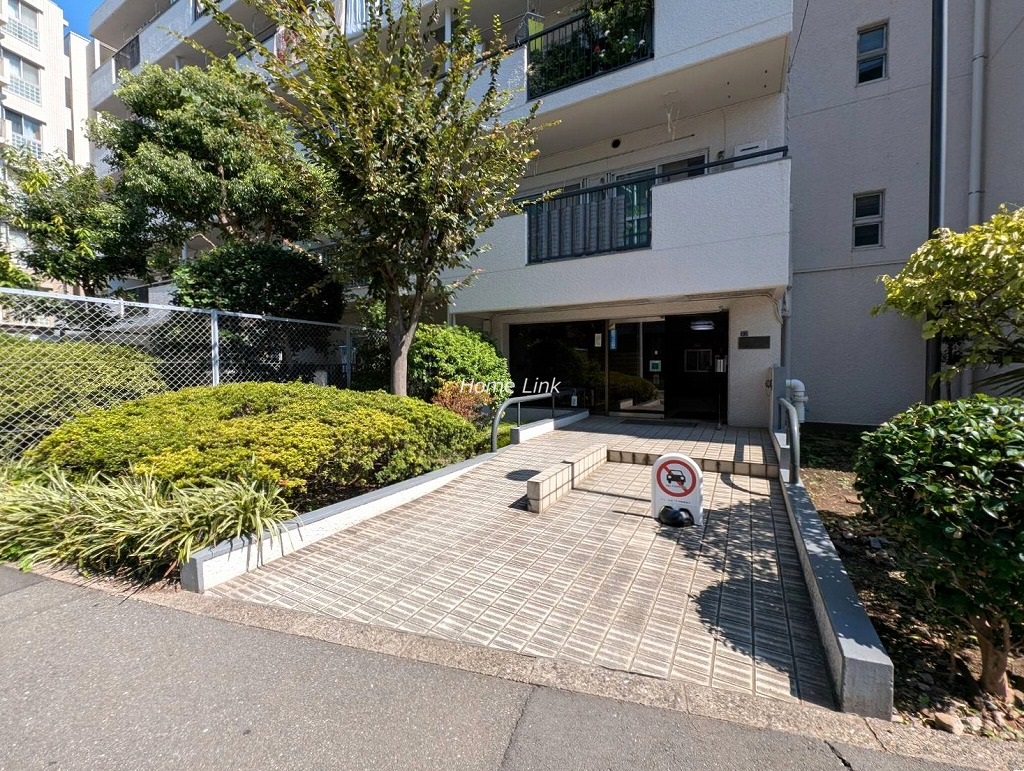 クレールあづさわ　エントランス スロープあり